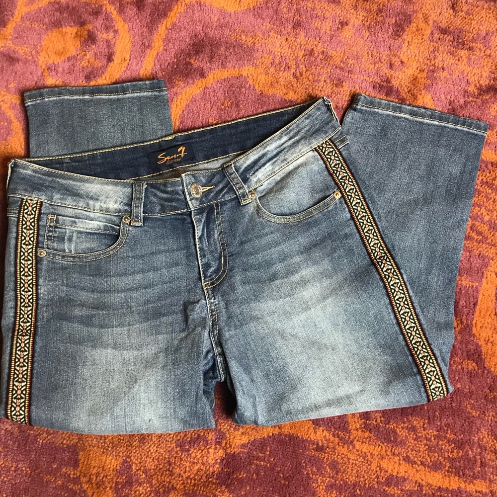 {Seven7} Embellished Cropped Jeans